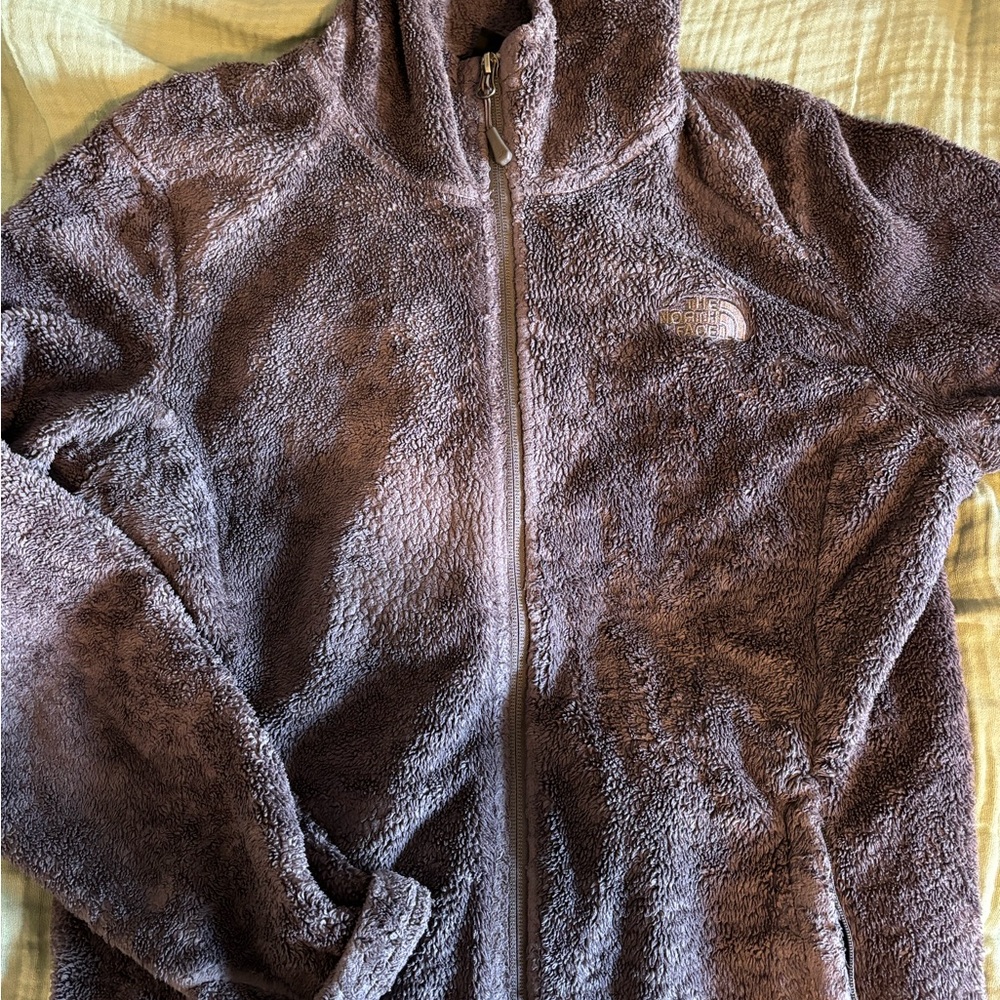 The North Face Size Medium Teddy Zip Up!!